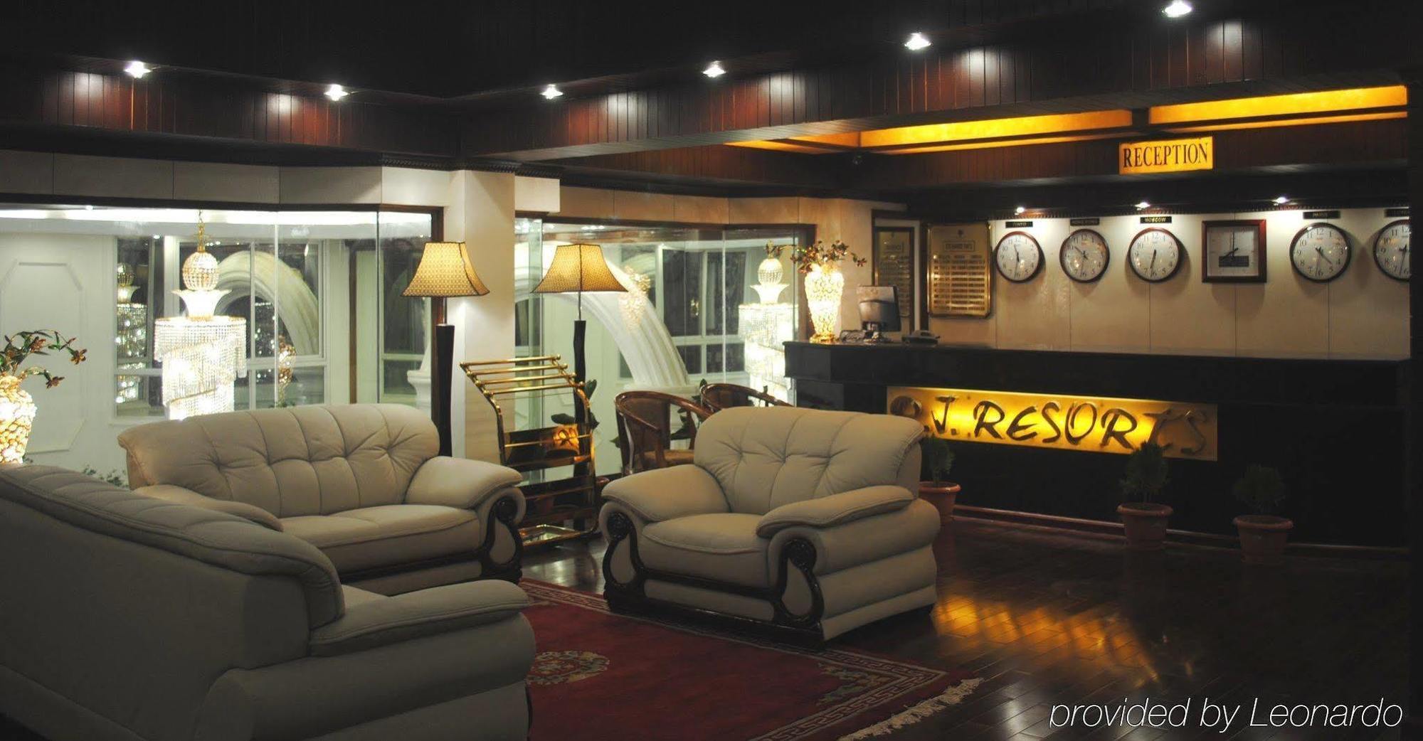 R.J.Resorts Darjeeling  Interior foto